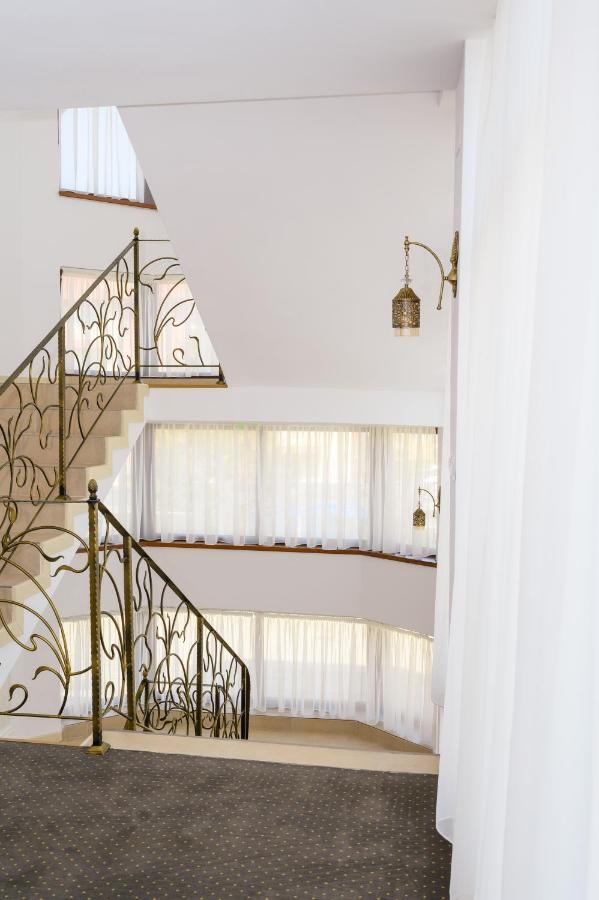 Vila Silfar Macin Exterior foto